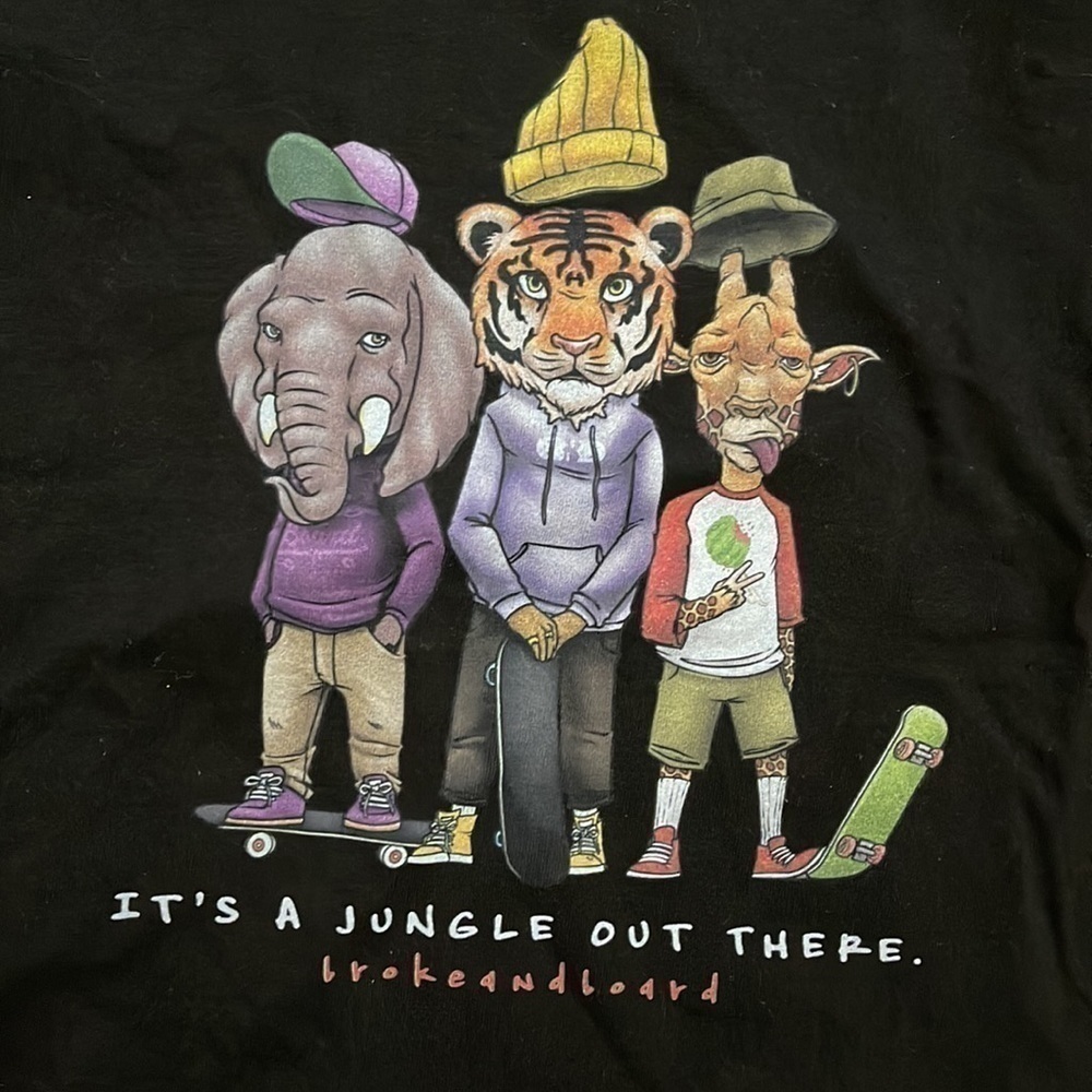 Black T-Shirt-“It’s a Jungle Out There” - Picture 2 of 4